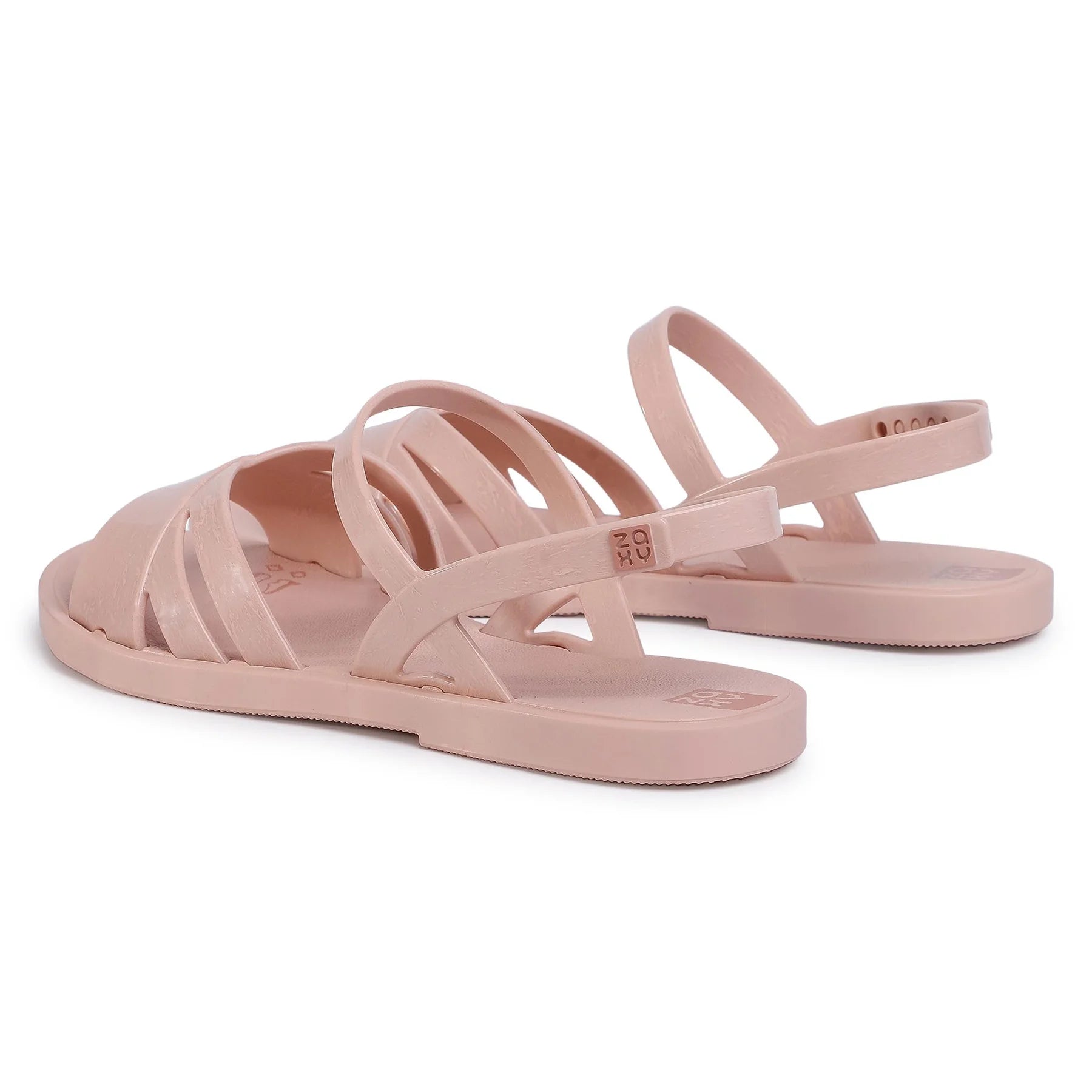 Sandal90495