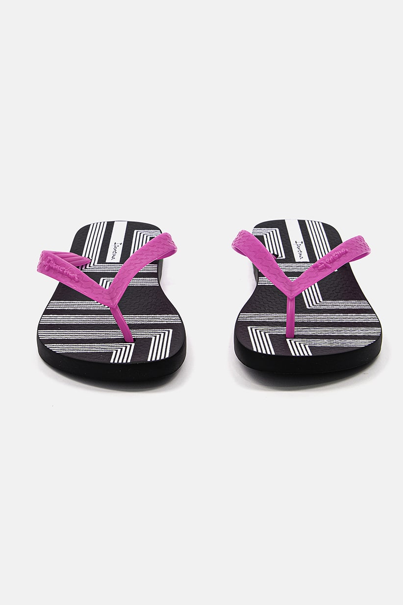Slipper23748