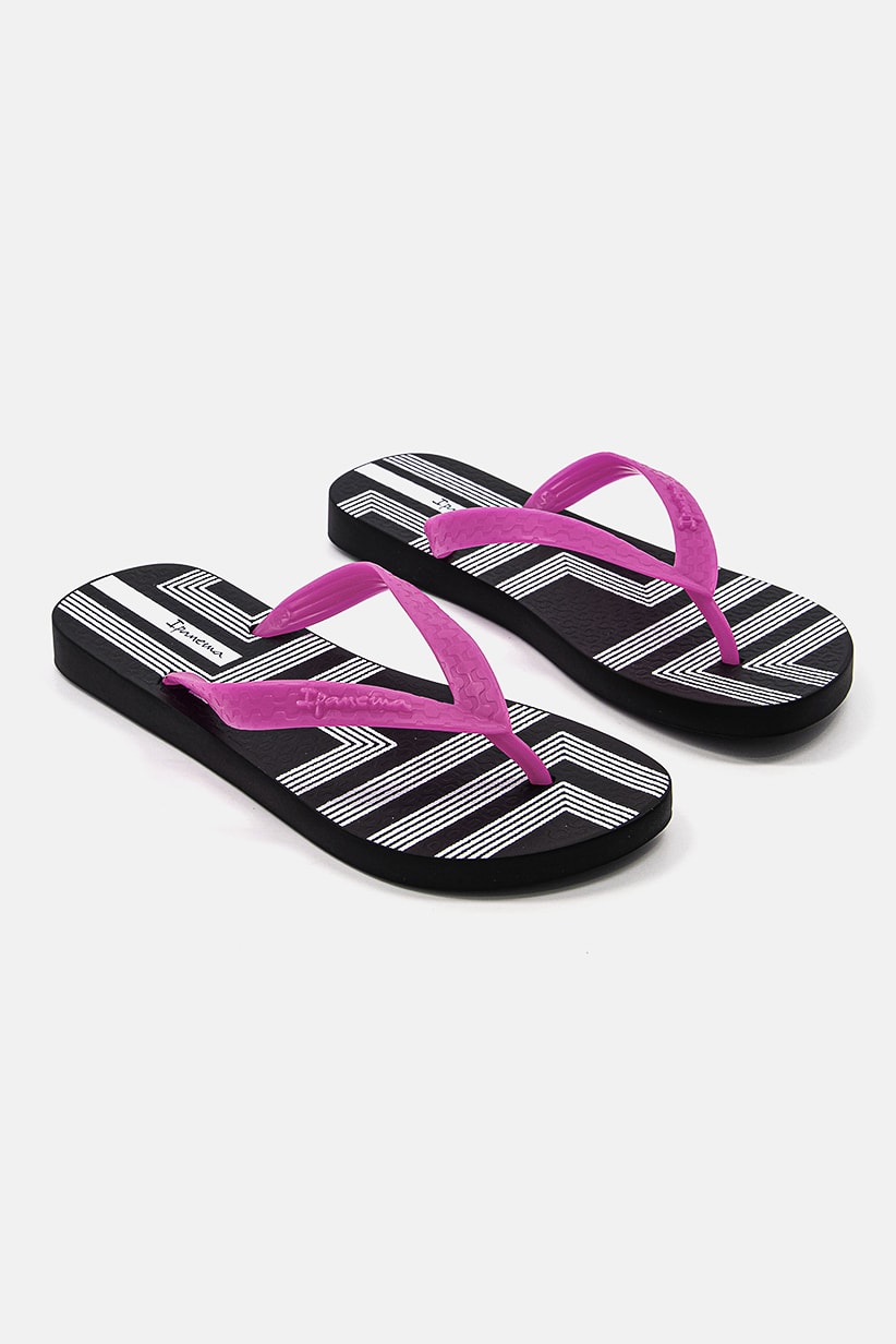 Slipper23748