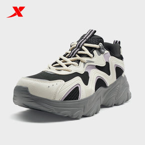 XTEP Women's Outdoor Shoes Alabaster/Black 170020-2